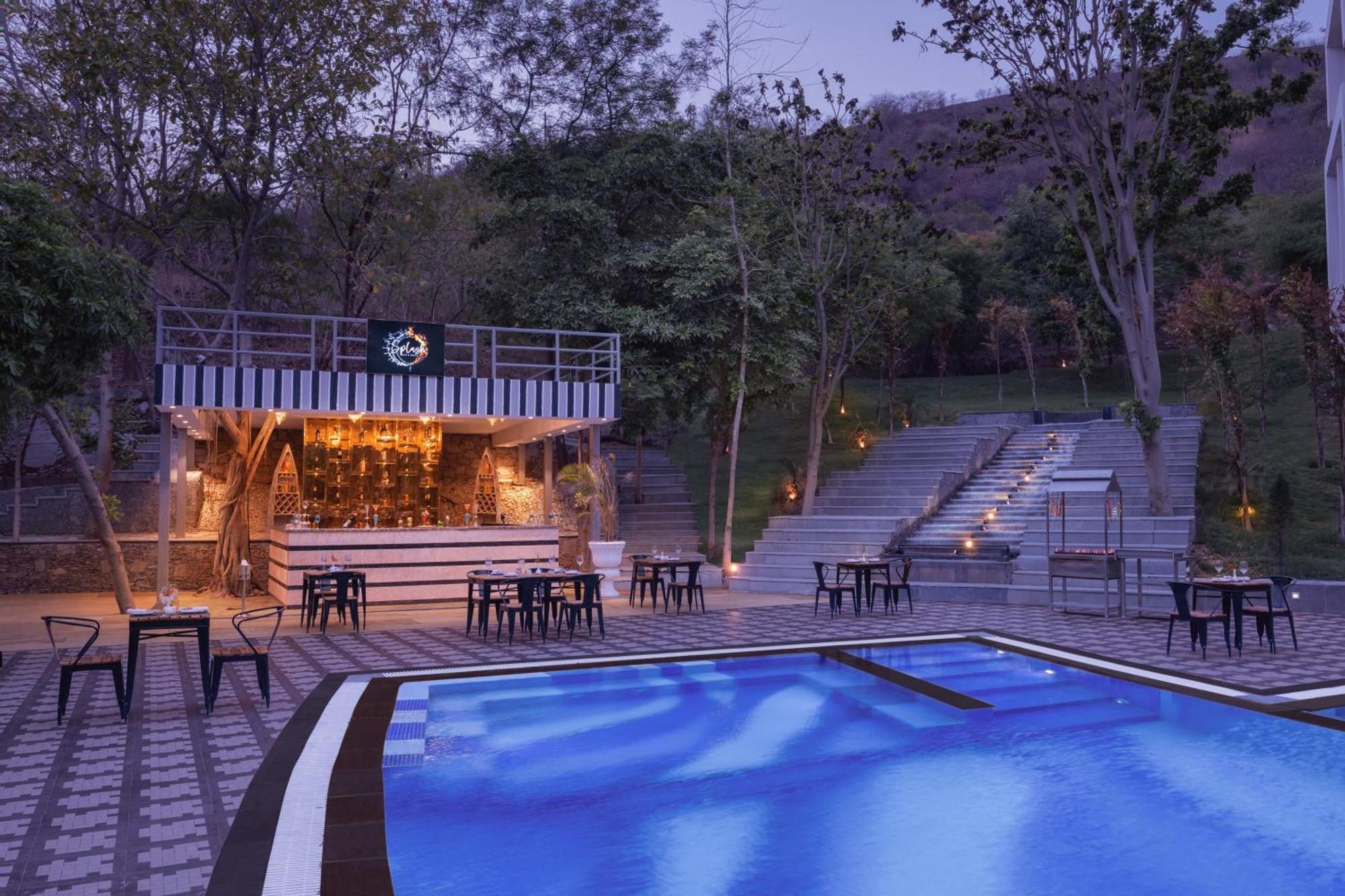 Essentia Luxury Resort & Spa Udaipur Extérieur photo