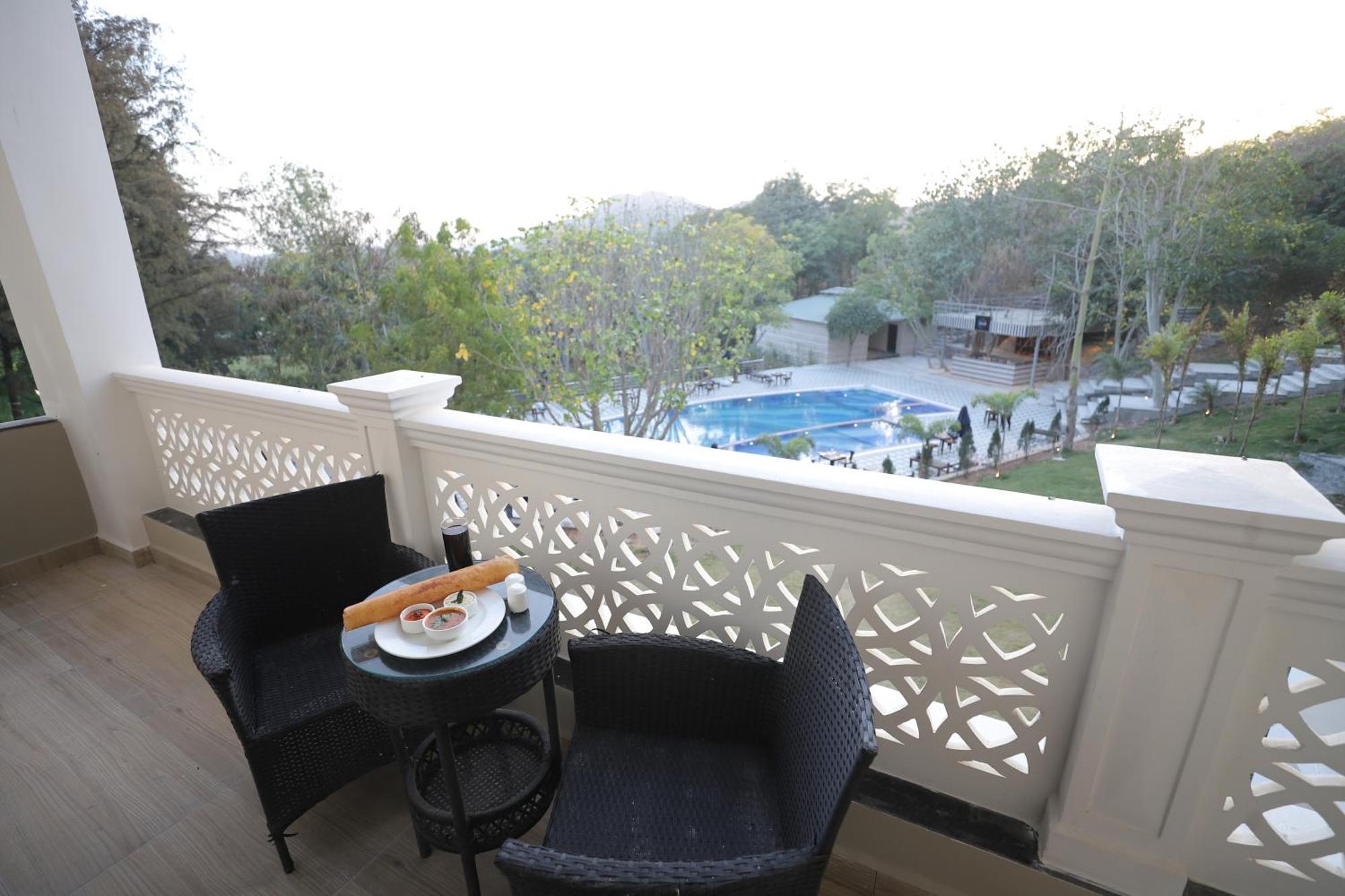 Essentia Luxury Resort & Spa Udaipur Extérieur photo